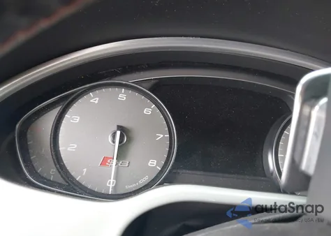 2016 Audi S8 4.0T Plus z USA, uszkodzony, nr VIN WUAJ5AFD0GN900743